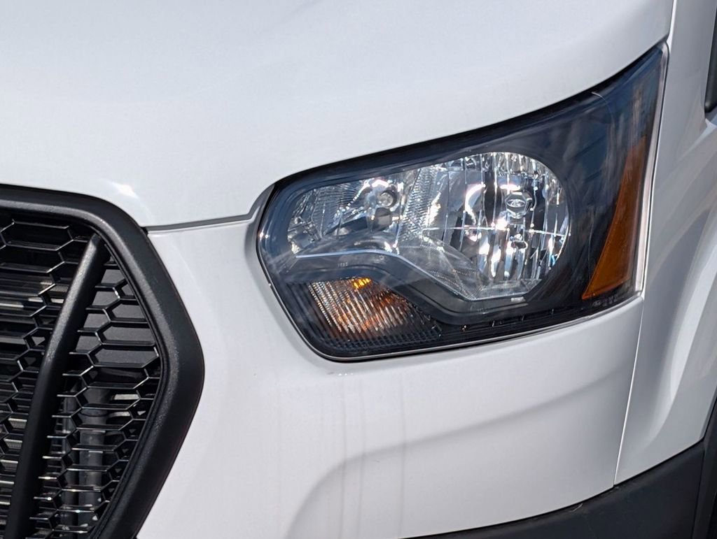 New 2026 Ford Transit 250 148 Medium Roof w/ Load Area Protection Package image 10