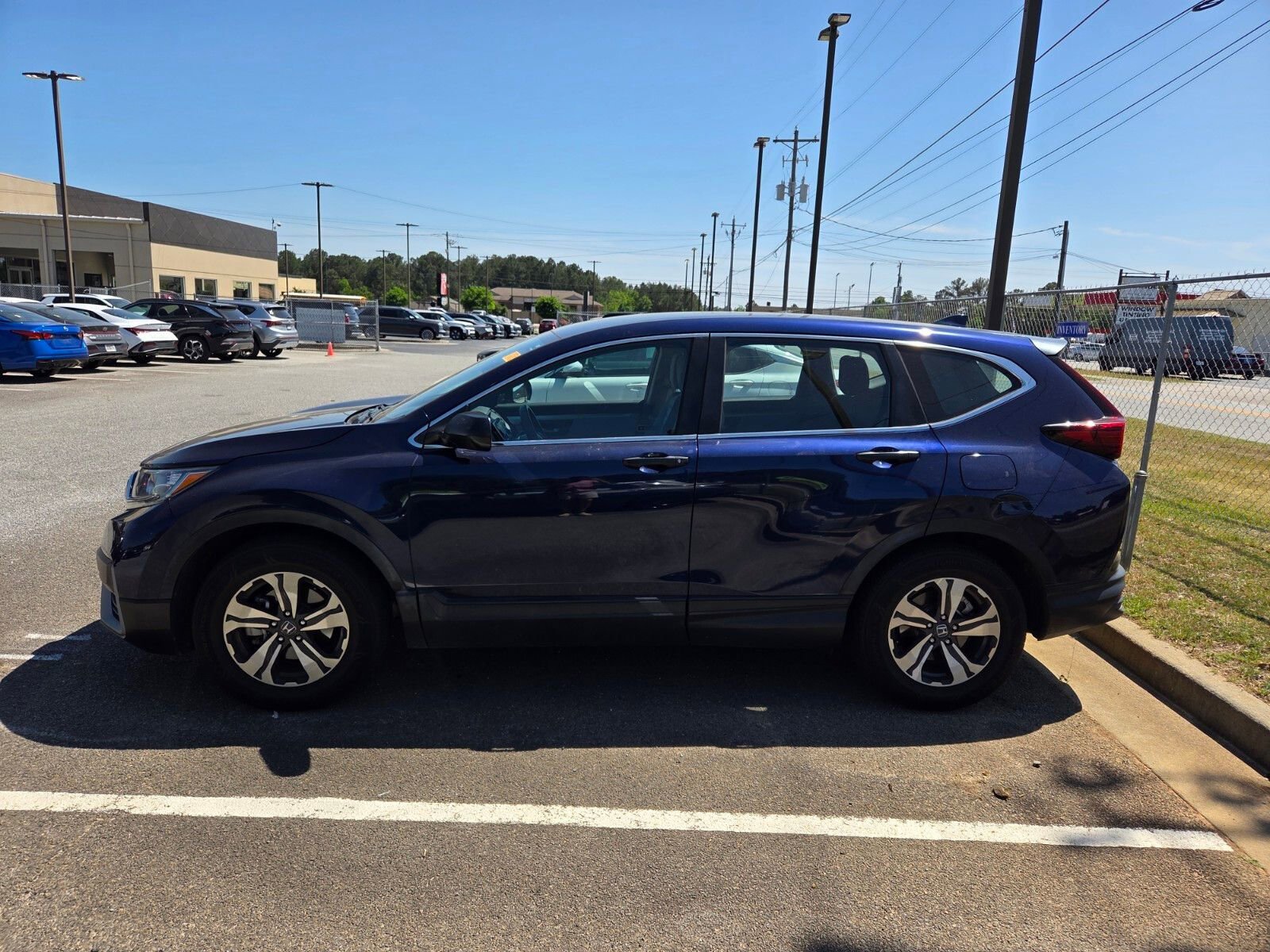 Used 2020 Honda CR-V LX image 4