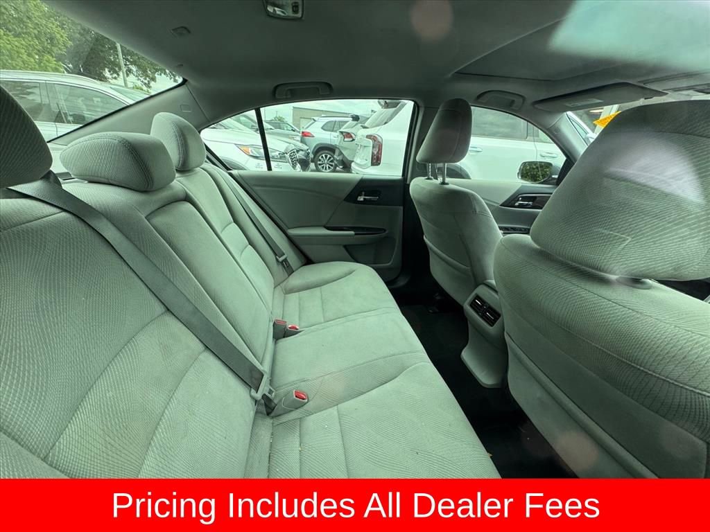 Used 2017 Honda Accord EX image 4