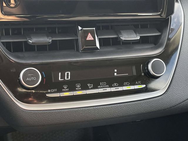 Used 2024 Toyota Corolla LE image 29
