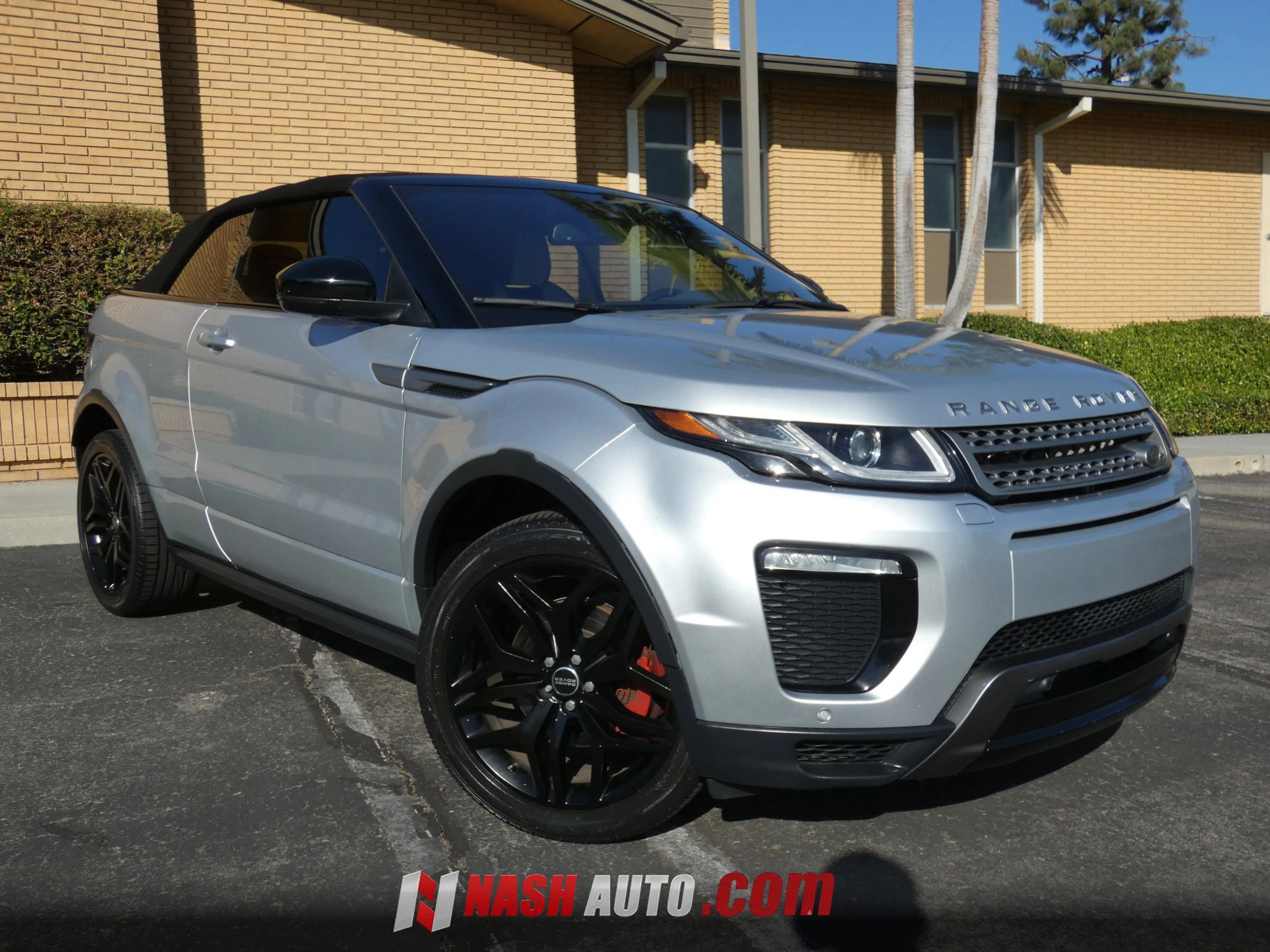 Used 2019 Land Rover Range Rover Evoque SE Dynamic AWD/4WD image 5