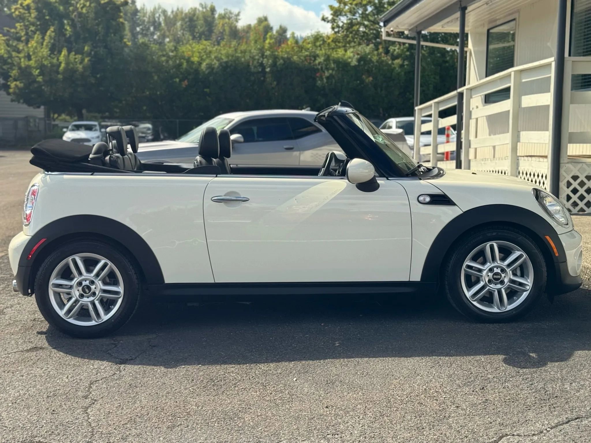 Used 2012 MINI Cooper Convertible image 12