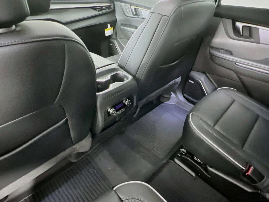 New 2026 Buick Enclave Sport Touring w/ Super Cruise Package AWD/4WD image 25