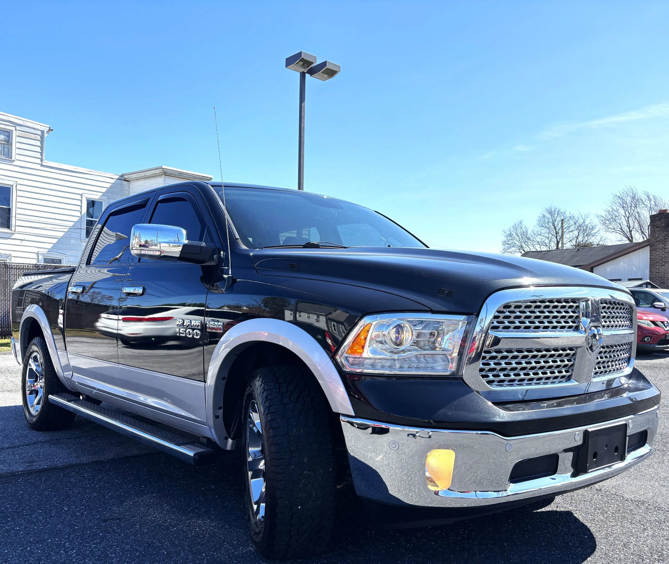 Used 2018 RAM 1500 Laramie w/ Convenience Group image 3