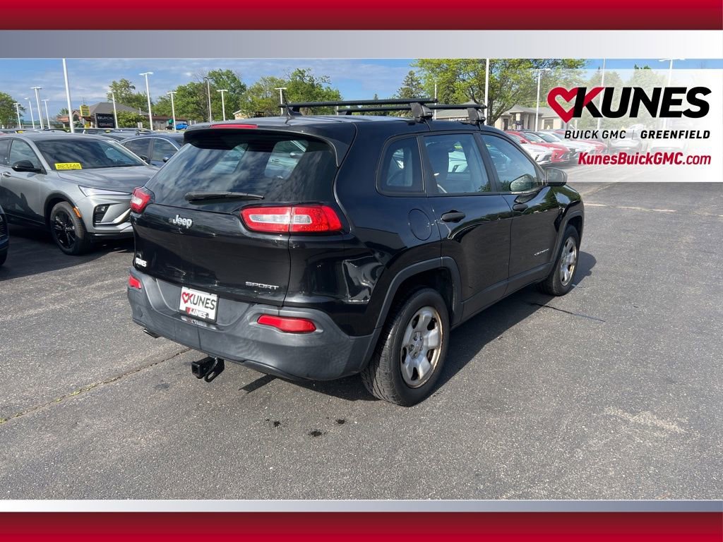 Used 2014 Jeep Cherokee Sport FWD image 3