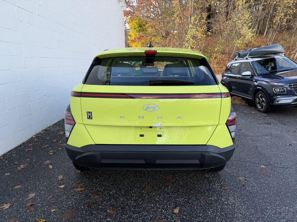 Certified 2024 Hyundai Kona SE image 17