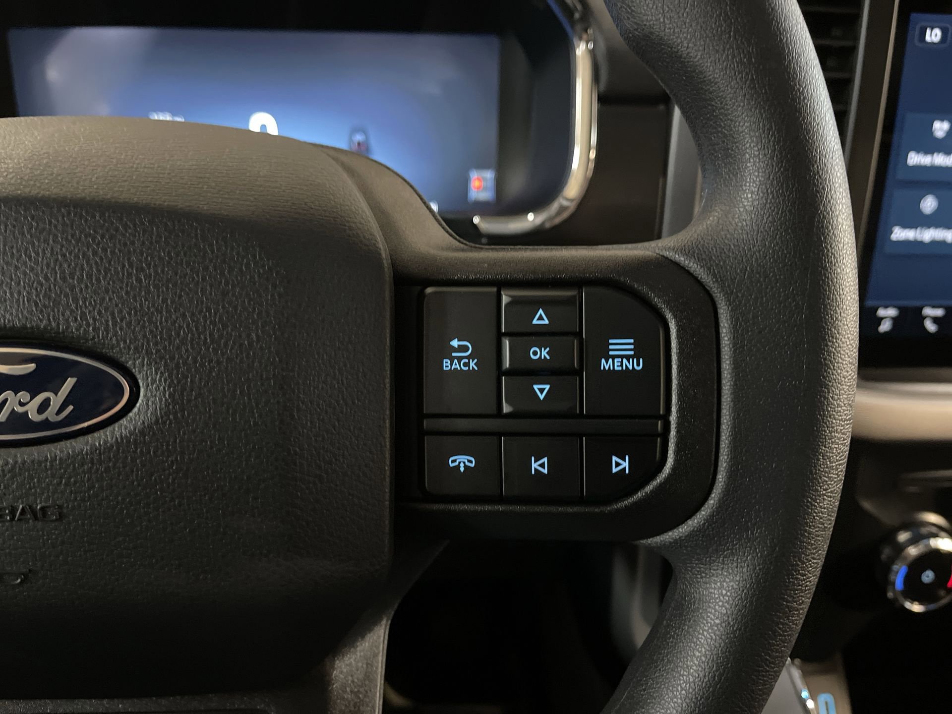 New 2024 Ford F150 Lightning Pro w/ Tow Technology Package image 20