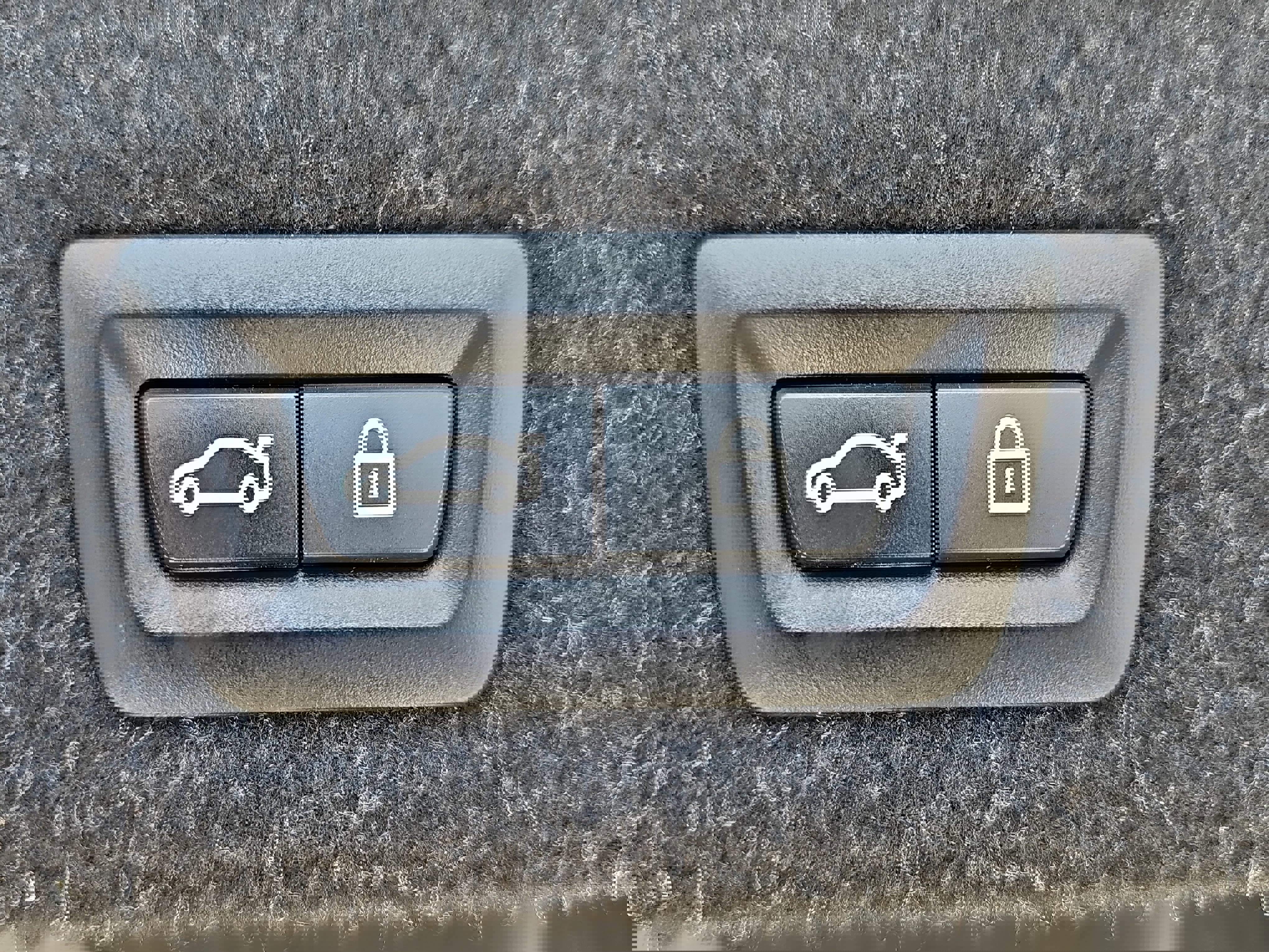 Used 2023 BMW 530e w/ M Sport Package image 13