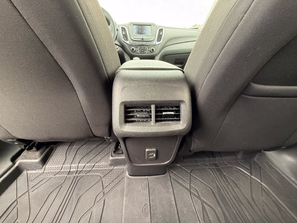 Certified 2024 Chevrolet Equinox LT w/ LPO, Floor Liner Package FWD image 30