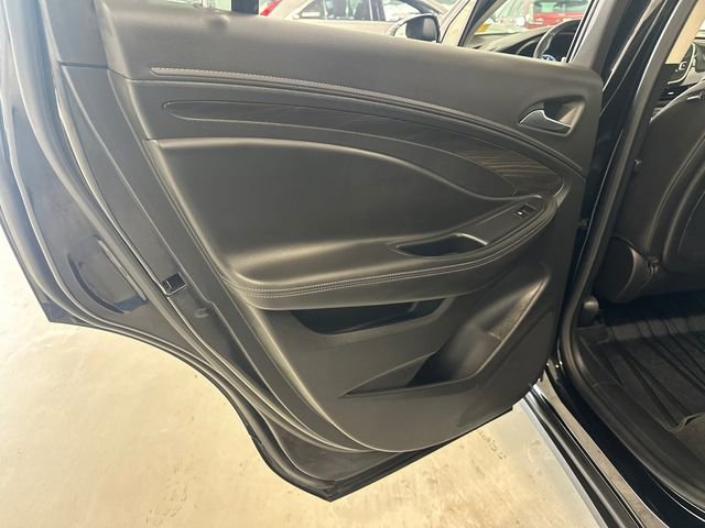 Used 2020 Buick Envision Premium w/ Driver Confidence Package AWD/4WD image 30