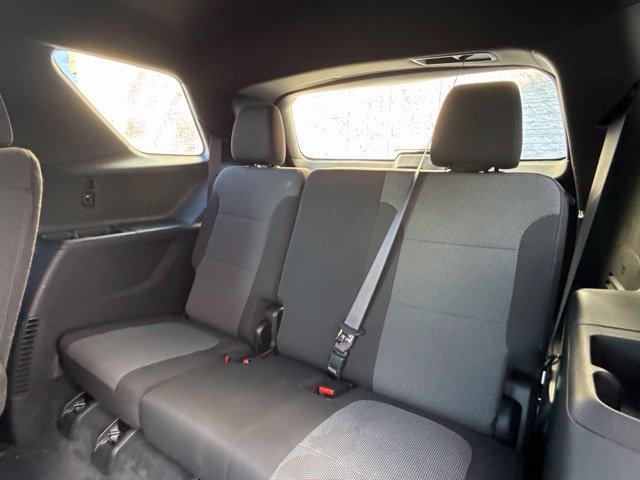 Used 2023 Chevrolet Traverse LT FWD image 10