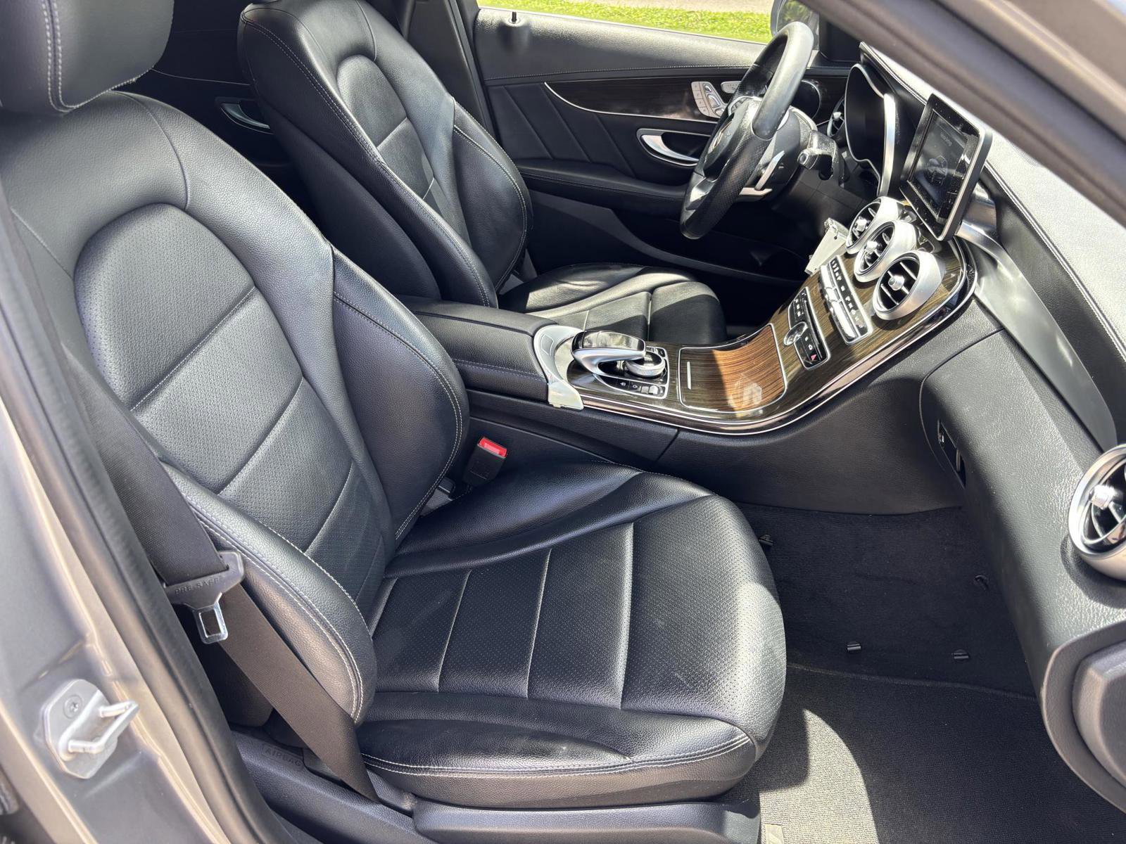Used 2016 Mercedes-Benz C 300 Sedan image 9