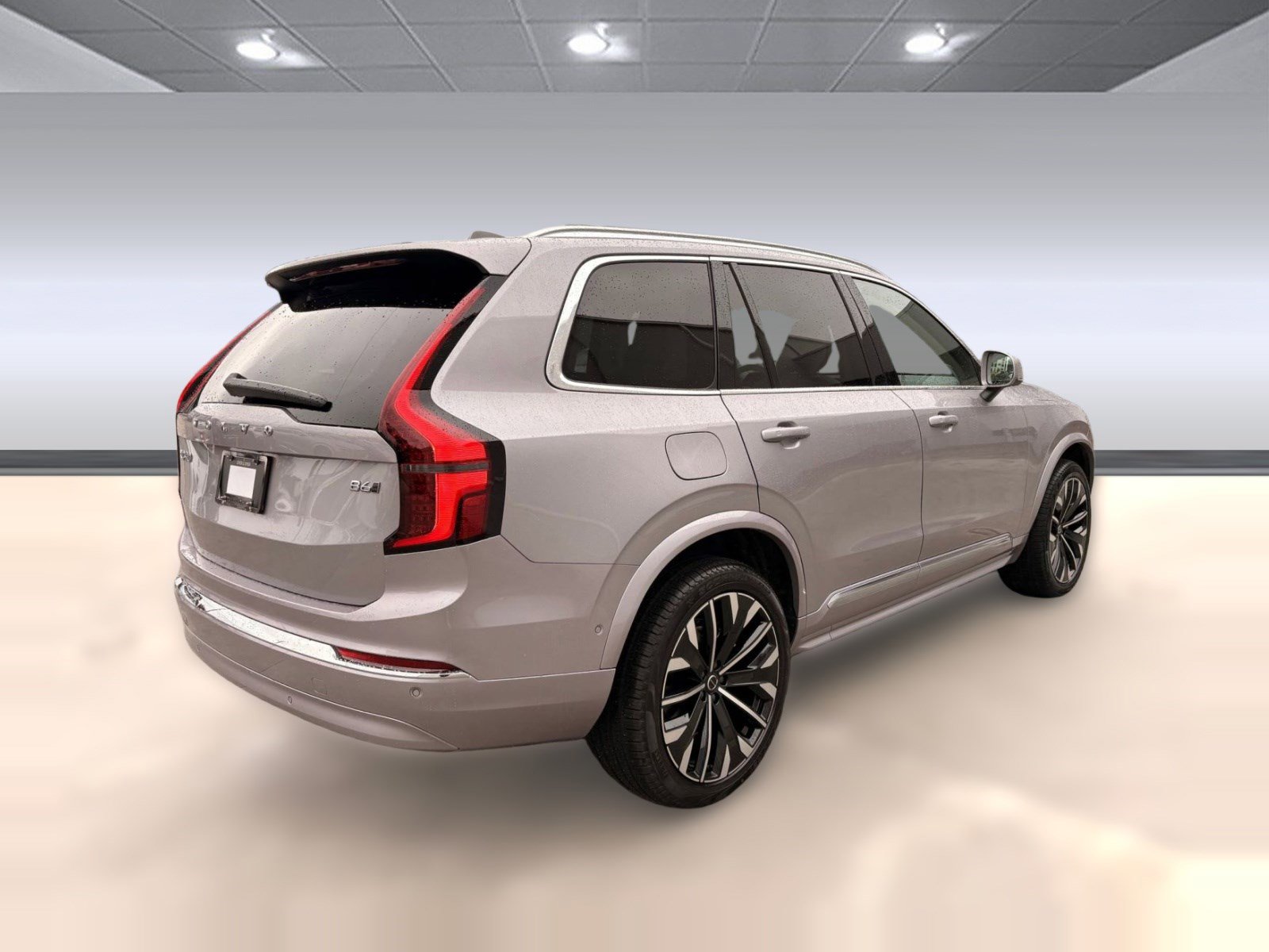 Used 2026 Volvo XC90 B6 Ultra w/ Protection Package image 9