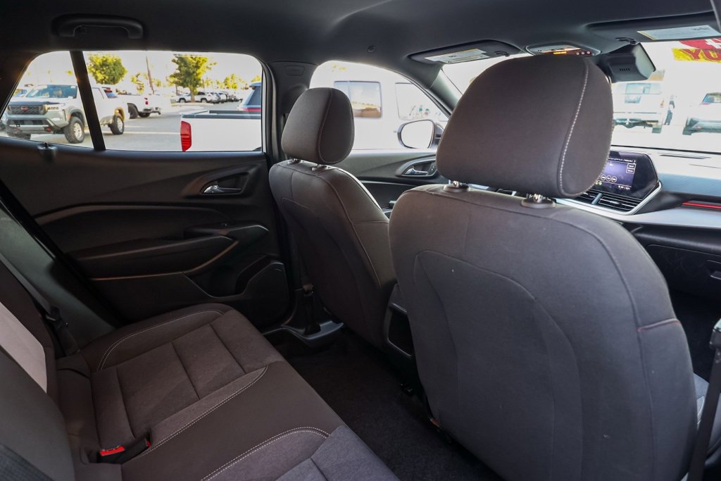 Used 2024 Chevrolet Trax RS w/ Driver Confidence Package image 17