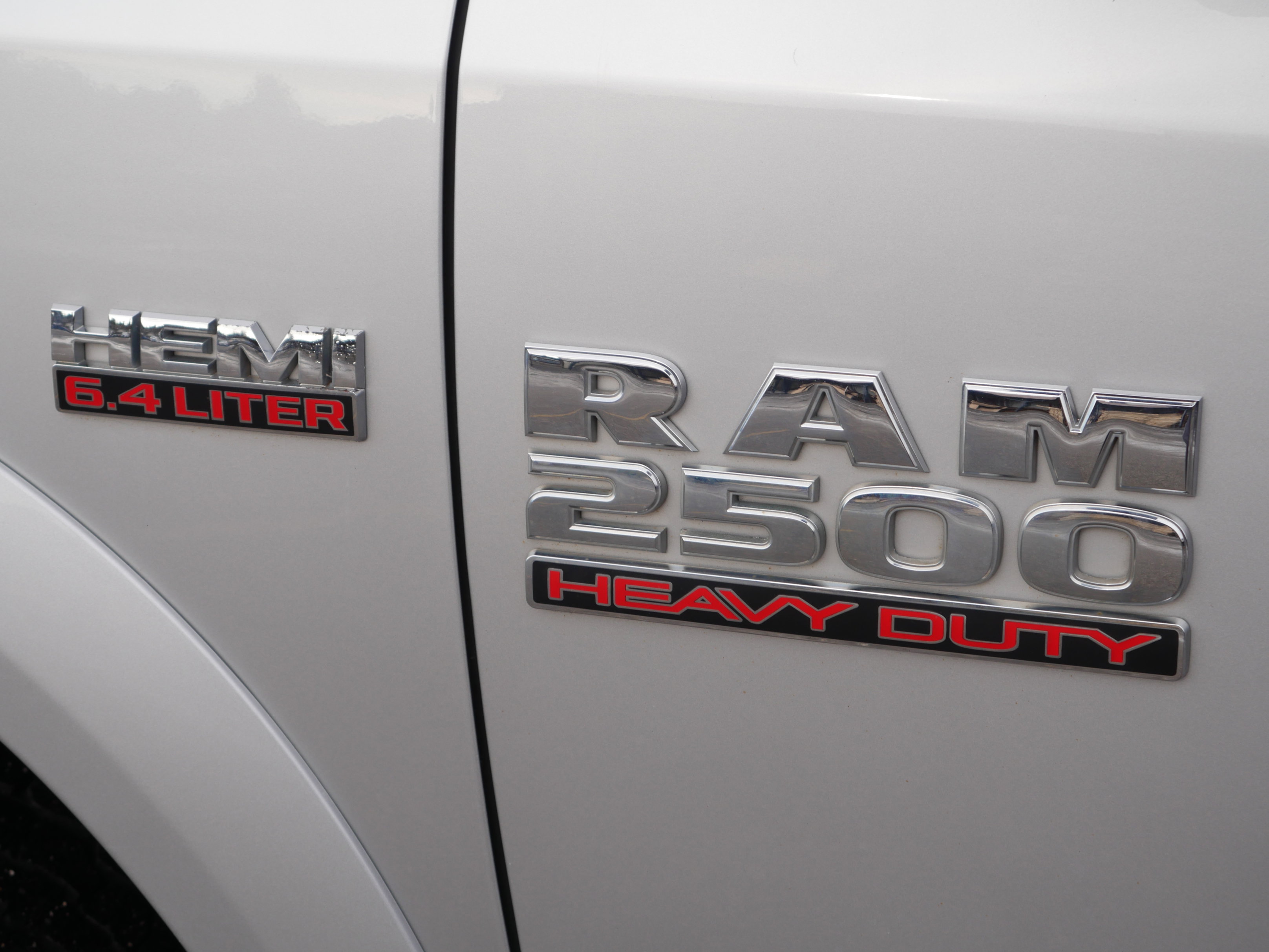 Used 2016 RAM 2500 Limited image 18