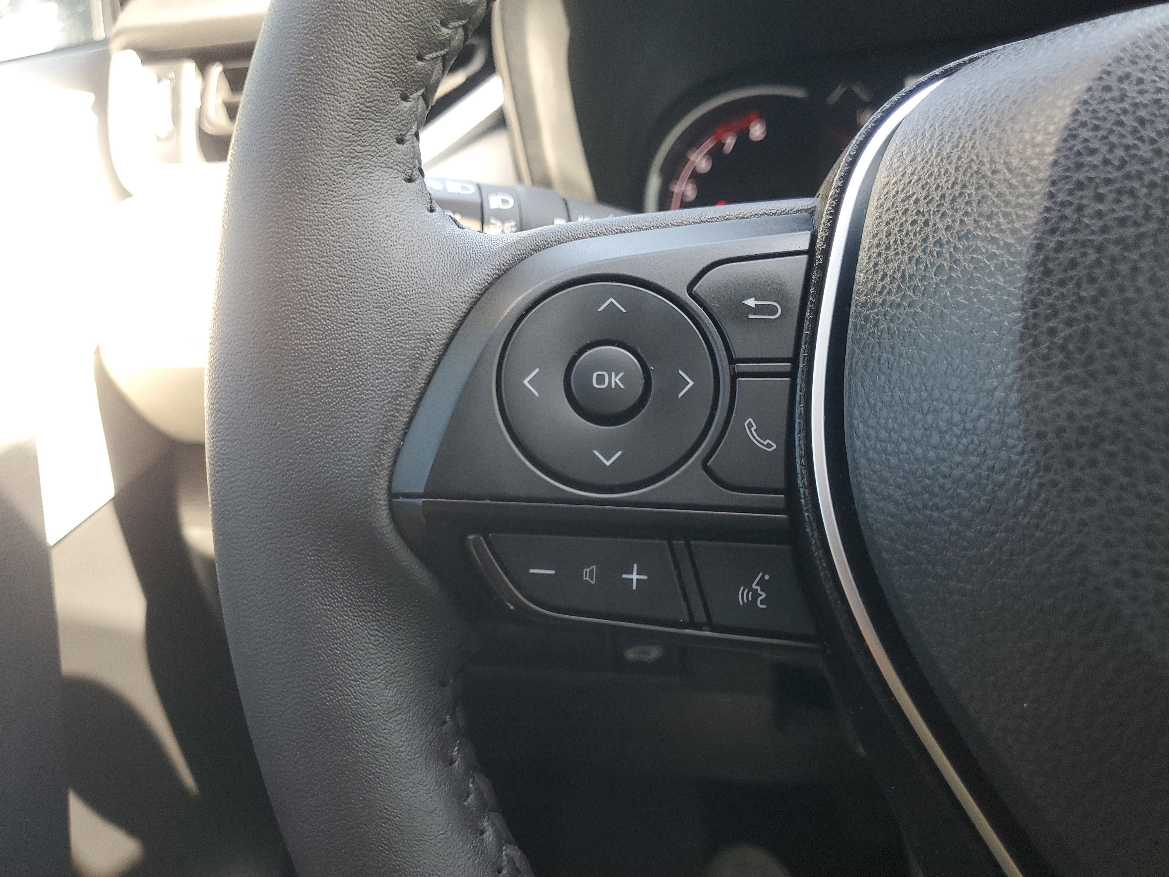 Certified 2025 Toyota RAV4 XLE Premium FWD image 23