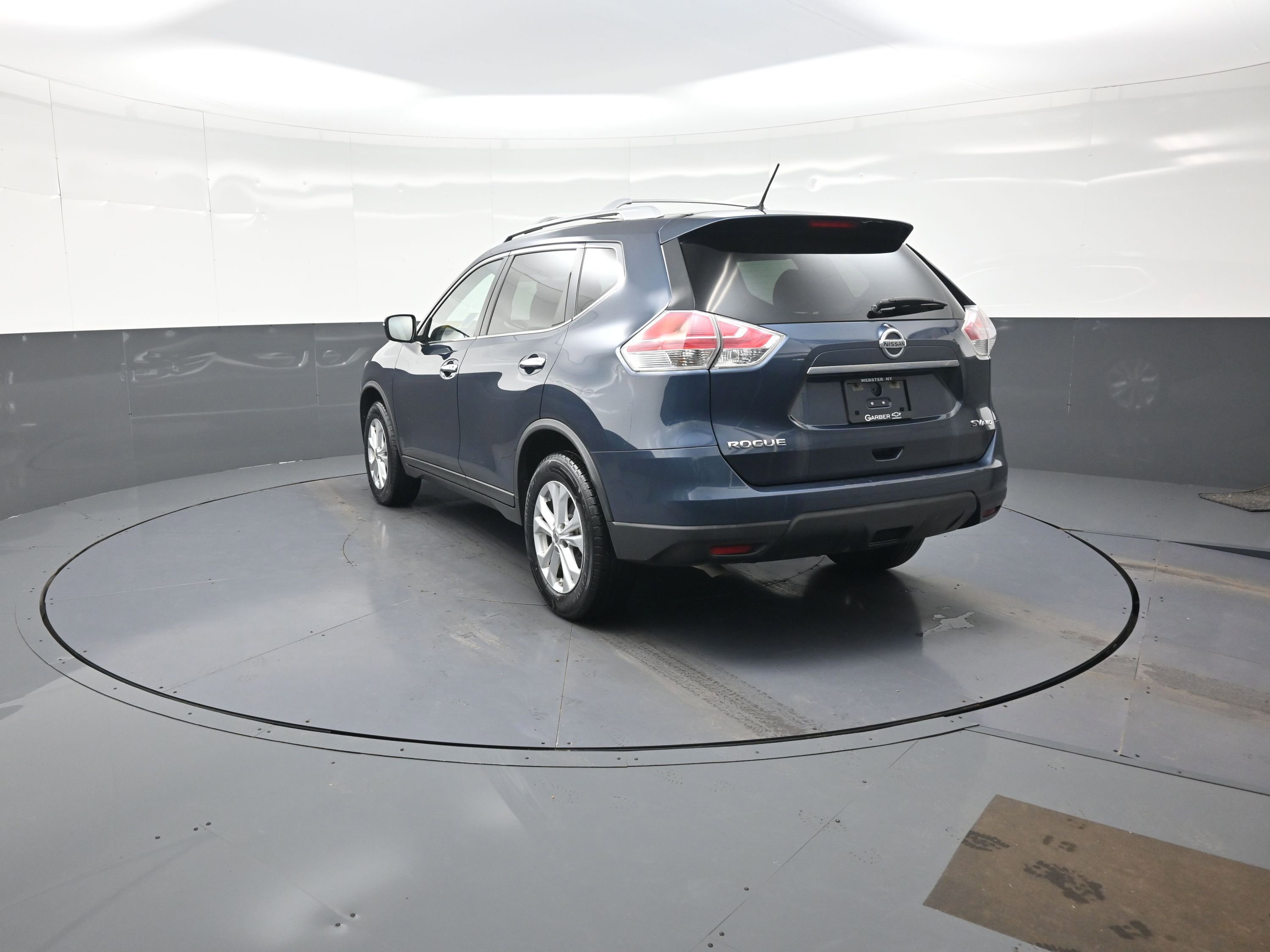Used 2015 Nissan Rogue SV image 5