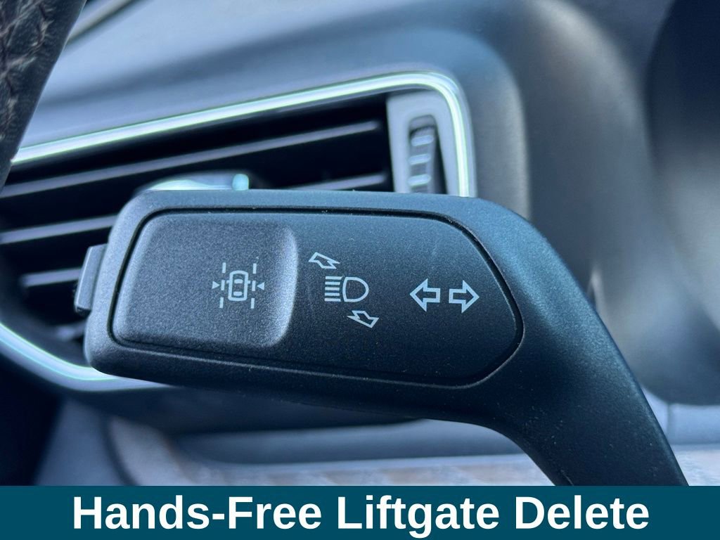 Used 2022 Ford Explorer Platinum w/ Equipment Group 601A image 12