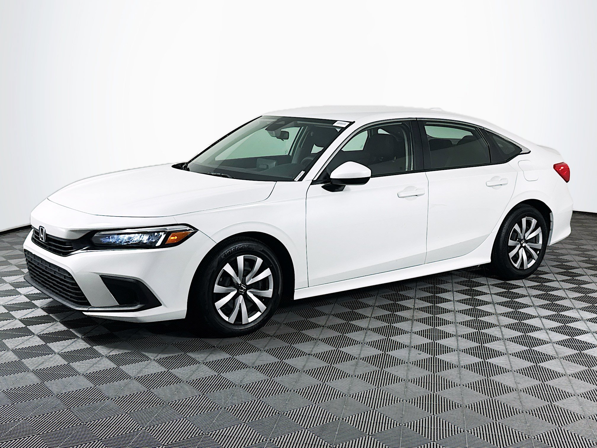 Used 2024 Honda Civic LX image 4