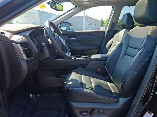 Certified 2023 Nissan Rogue SL w/ SL Premium Package AWD/4WD image 13