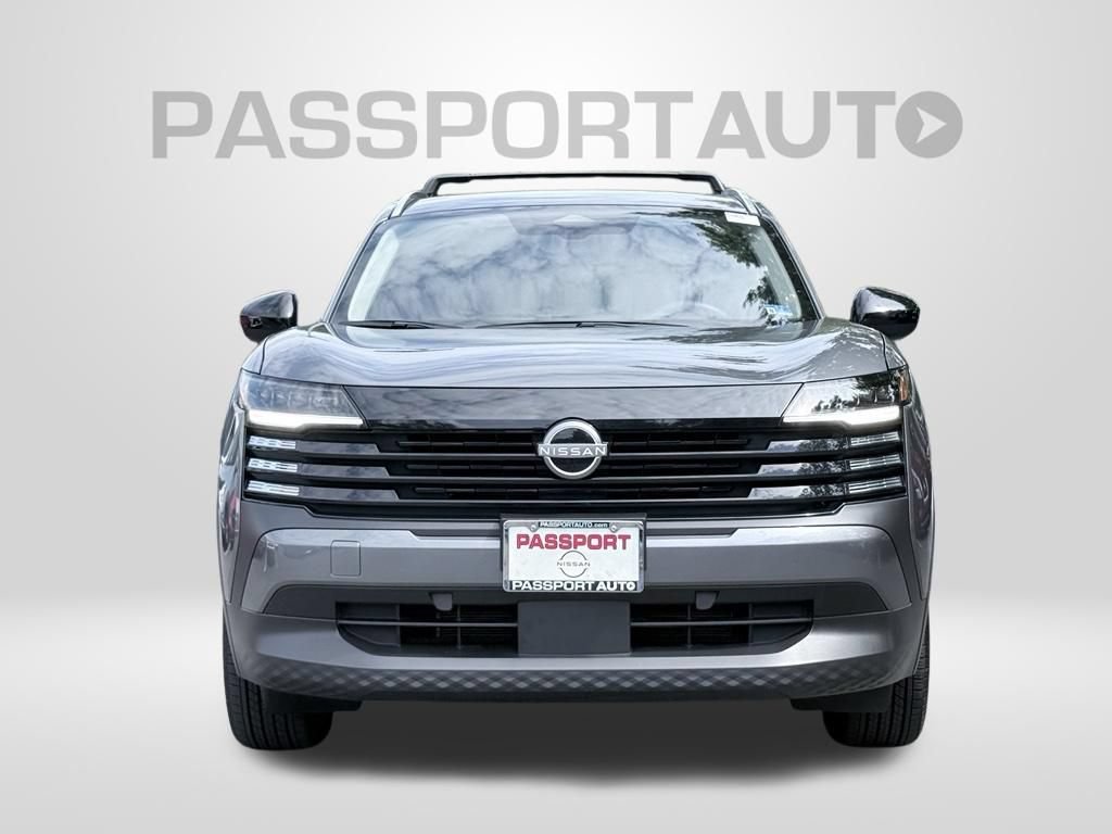 Used 2026 Nissan Kicks SV w/ SV Premium Package AWD/4WD image 2