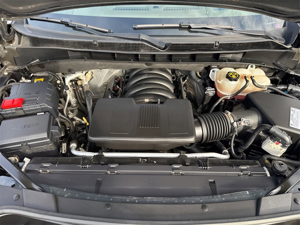 Used 2021 GMC Yukon XL Denali w/ Denali Premium Package image 9