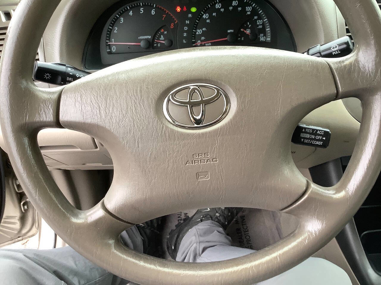 Used 2004 Toyota Camry LE FWD image 34