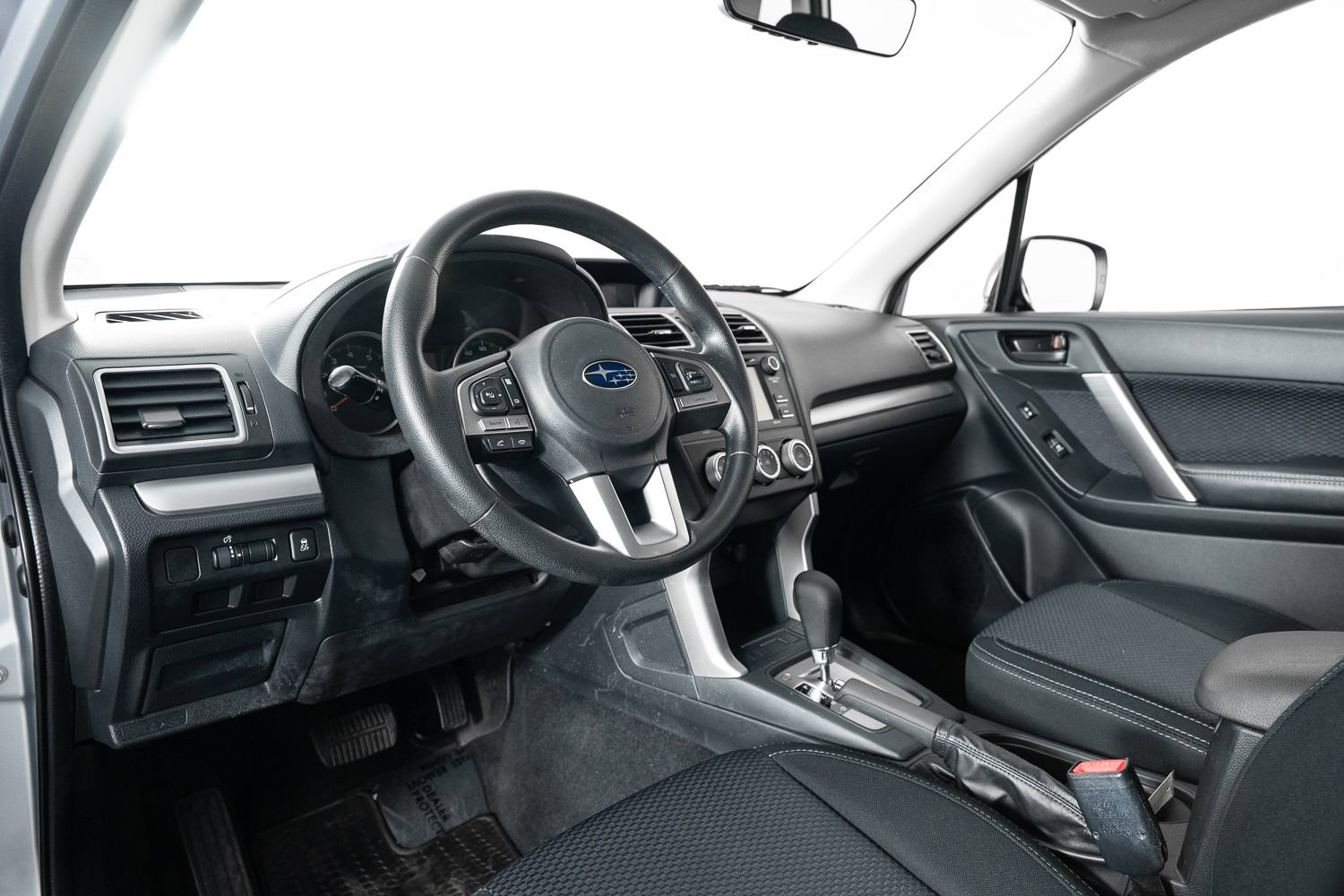 Used 2018 Subaru Forester 2.5i w/ Alloy Wheel Package image 12