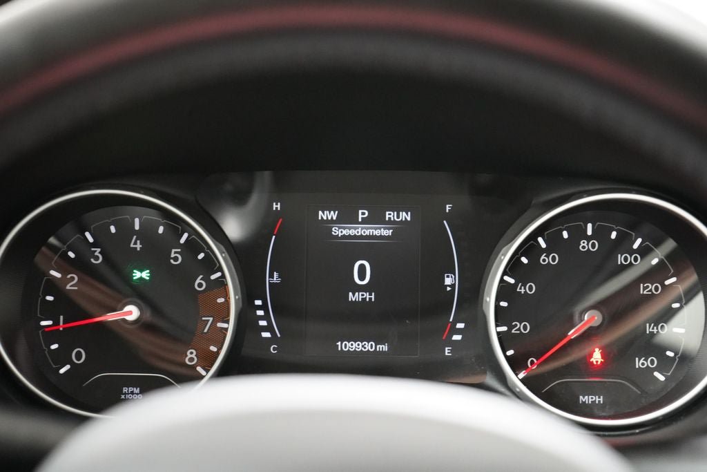 Used 2018 Jeep Compass Latitude FWD image 15