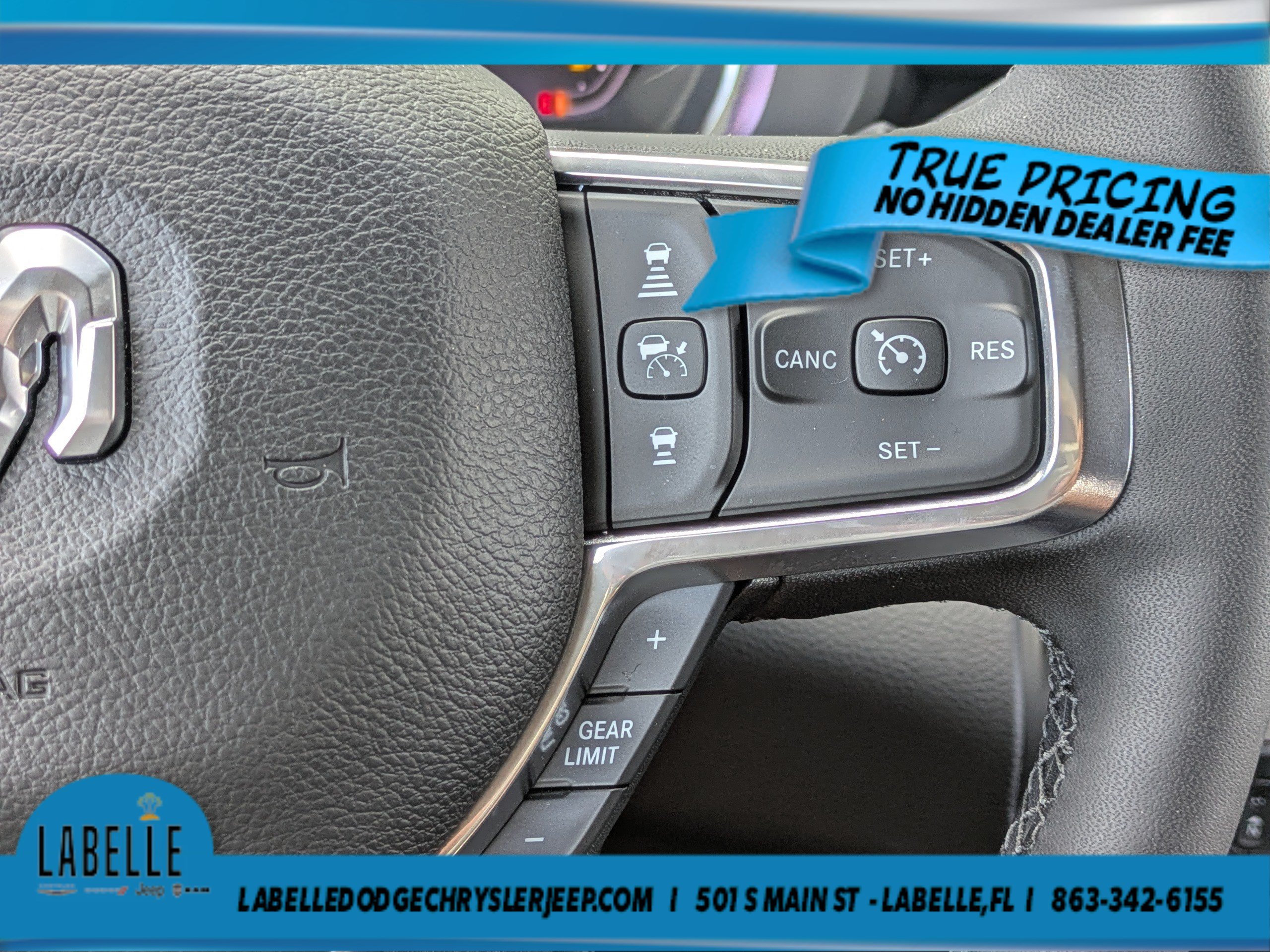 Used 2026 RAM 2500 Laramie AWD/4WD image 22