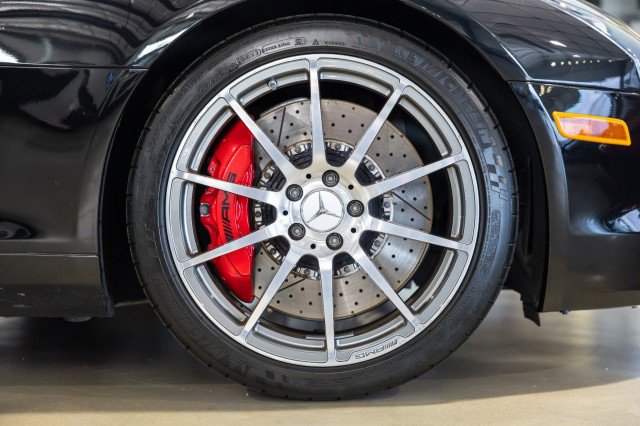 Used 2012 Mercedes-Benz SLS AMG Coupe image 26