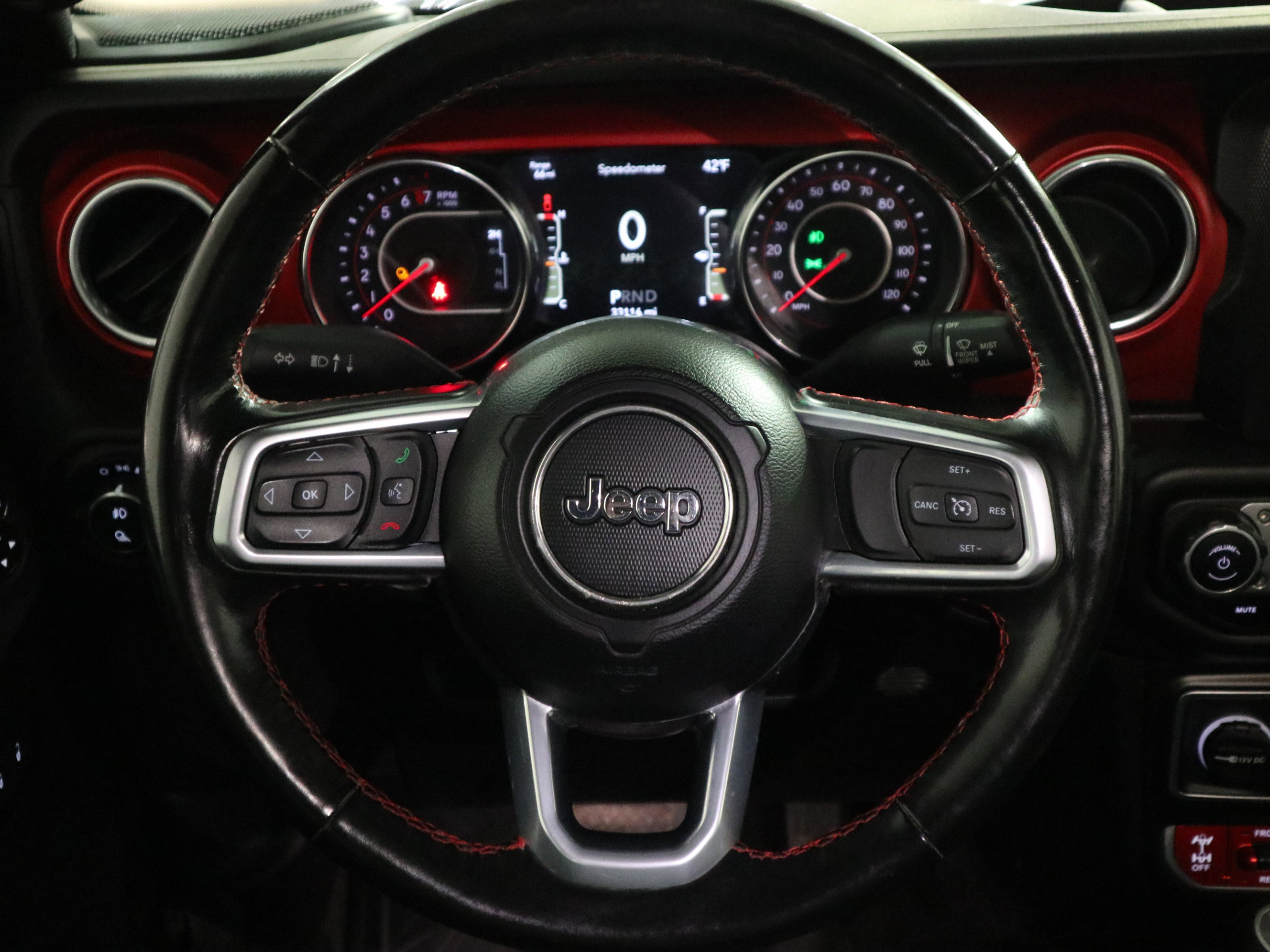 Used 2021 Jeep Gladiator Rubicon w/ Cold Weather Group image 17