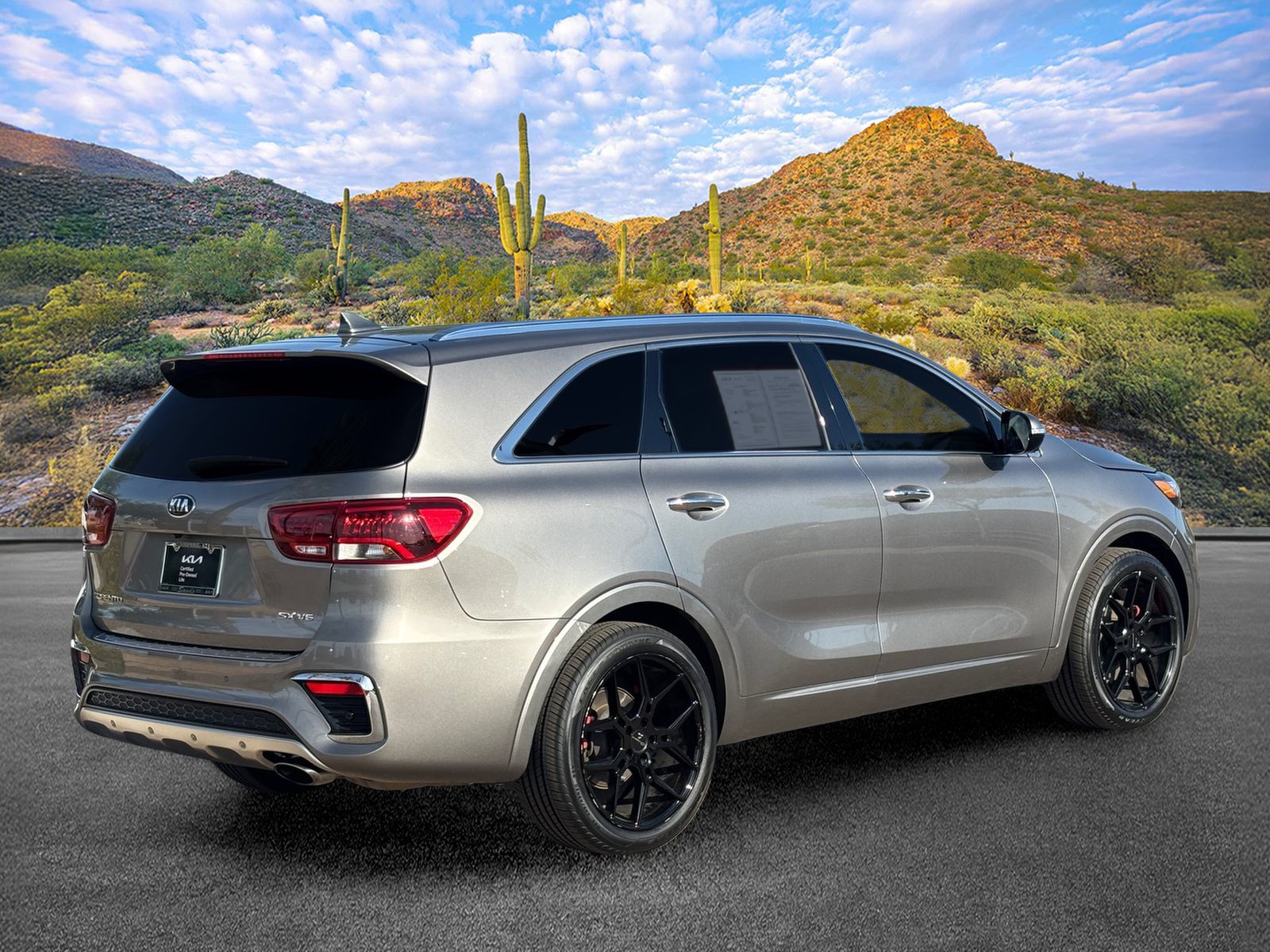 Used 2019 Kia Sorento SX w/ SX Touring Package FWD image 4