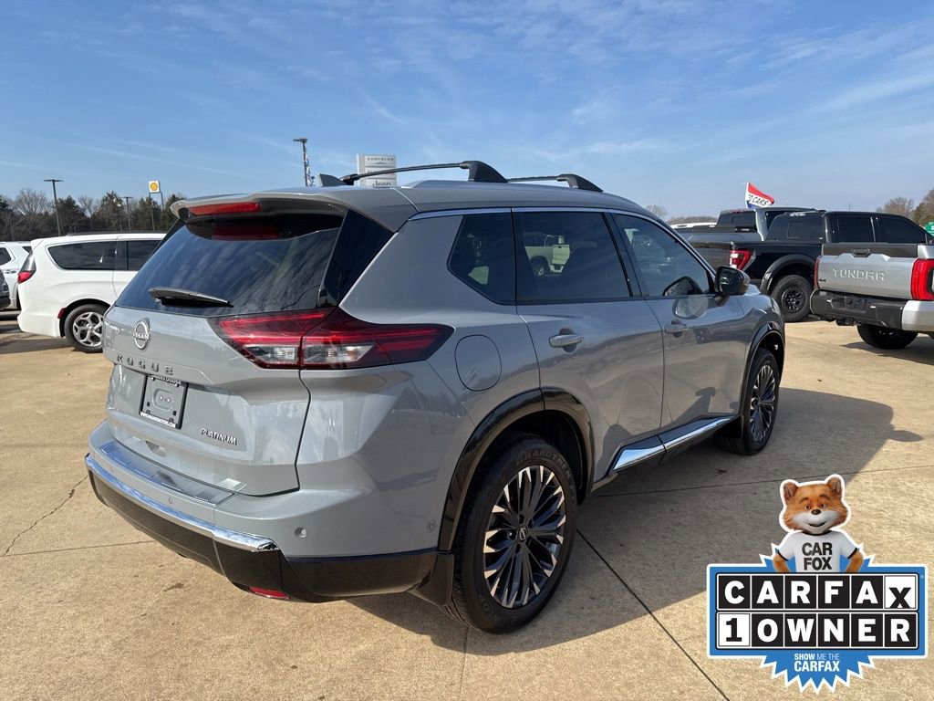 Used 2025 Nissan Rogue Platinum w/ Platinum Premium Package image 4