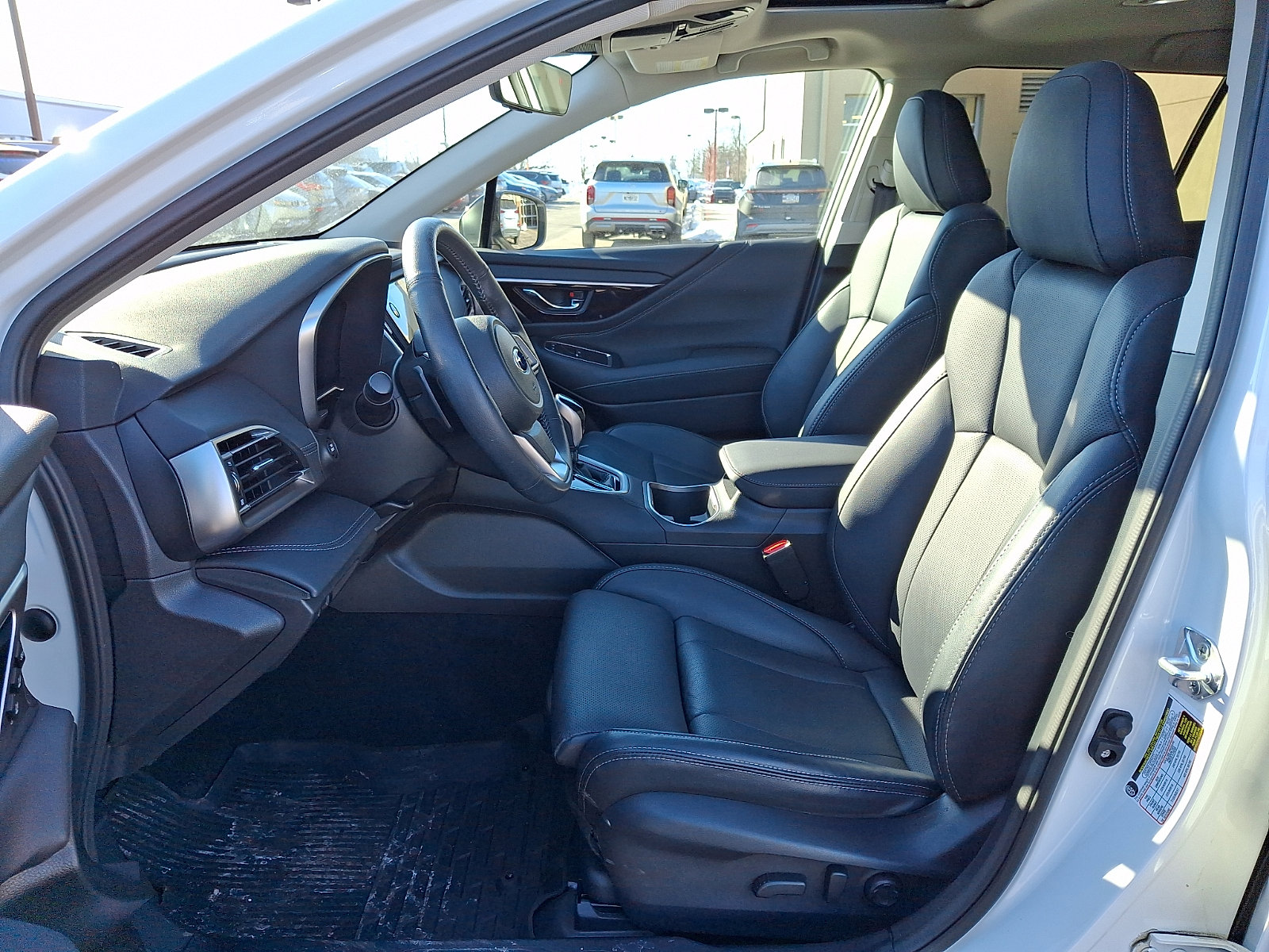 Used 2023 Subaru Outback Limited image 13