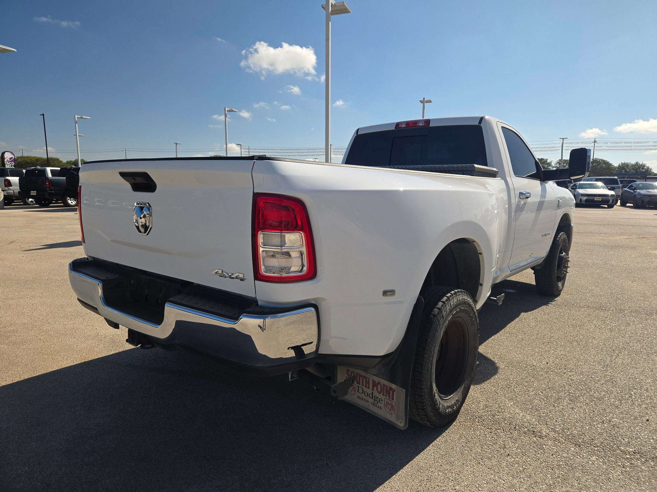 Used 2022 RAM 3500 Tradesman AWD/4WD image 3