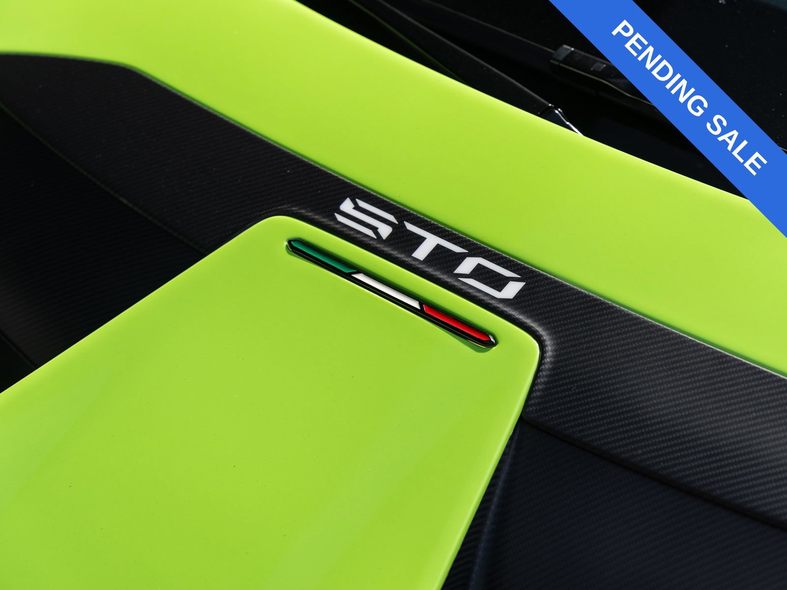 Used 2023 Lamborghini Huracan STO RWD image 27