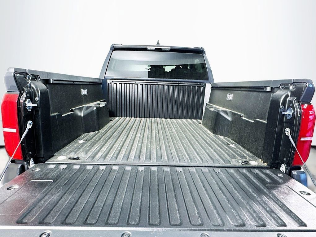 New 2026 Toyota Tacoma SR5 image 25