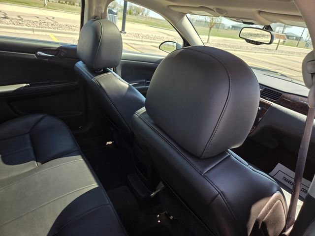 Used 2014 Chevrolet Impala LTZ FWD image 35