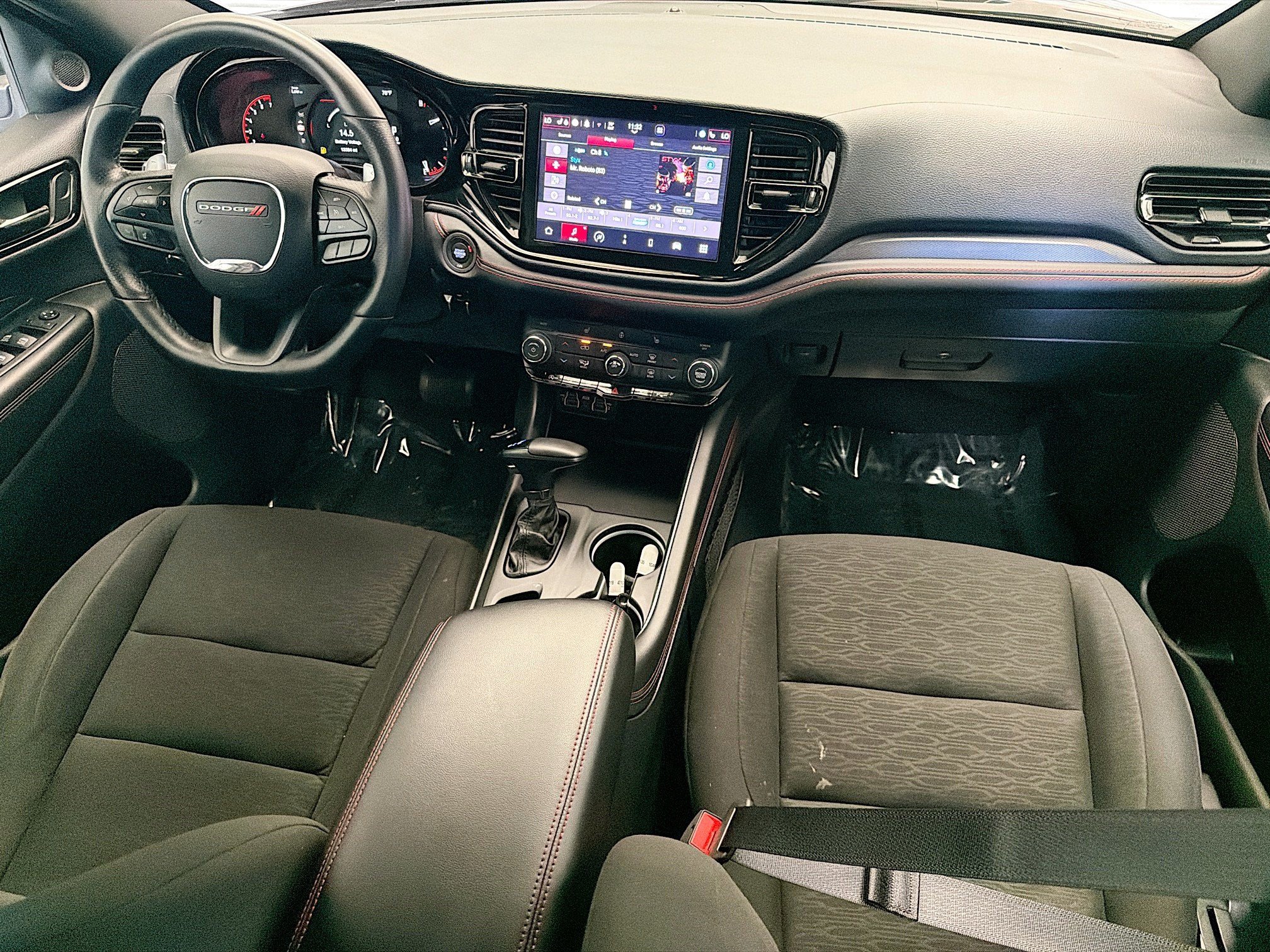 Used 2025 Dodge Durango GT w/ Blacktop Package RWD image 12