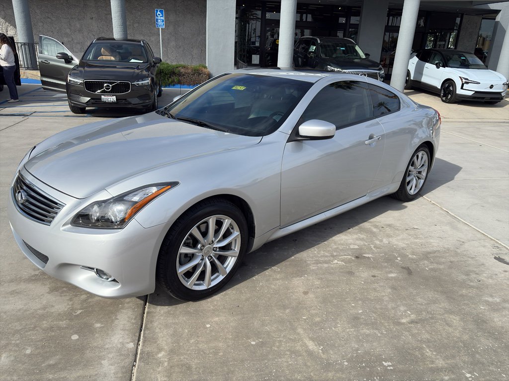 Used 2015 INFINITI Q60 Journey w/ Premium Package image 3
