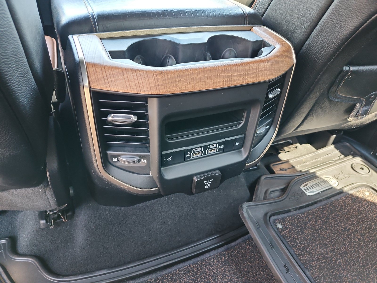 Used 2019 RAM 1500 Laramie Longhorn w/ Trailer Tow Group AWD/4WD image 13