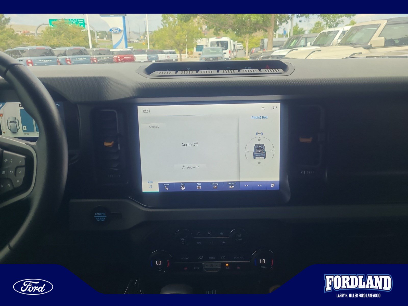 Used 2023 Ford Bronco Badlands w/ Sasquatch Package AWD/4WD image 12