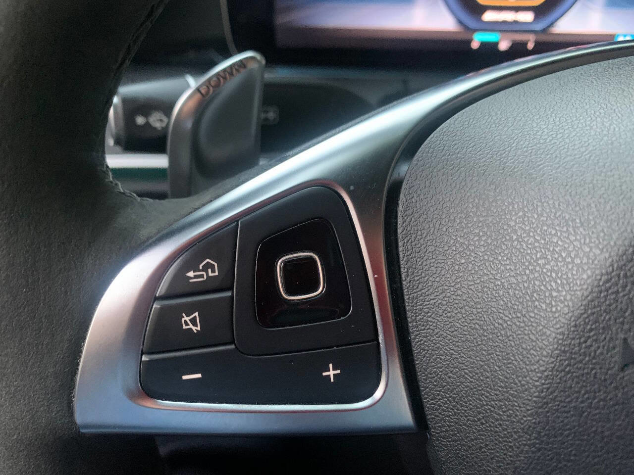 Used 2018 Mercedes-Benz E 63 AMG S image 35