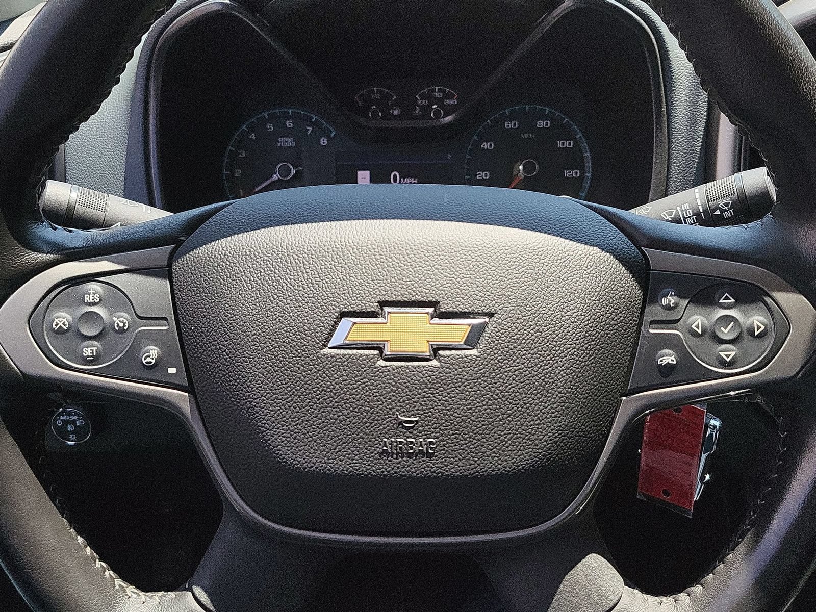 Used 2020 Chevrolet Colorado Z71 RWD image 11