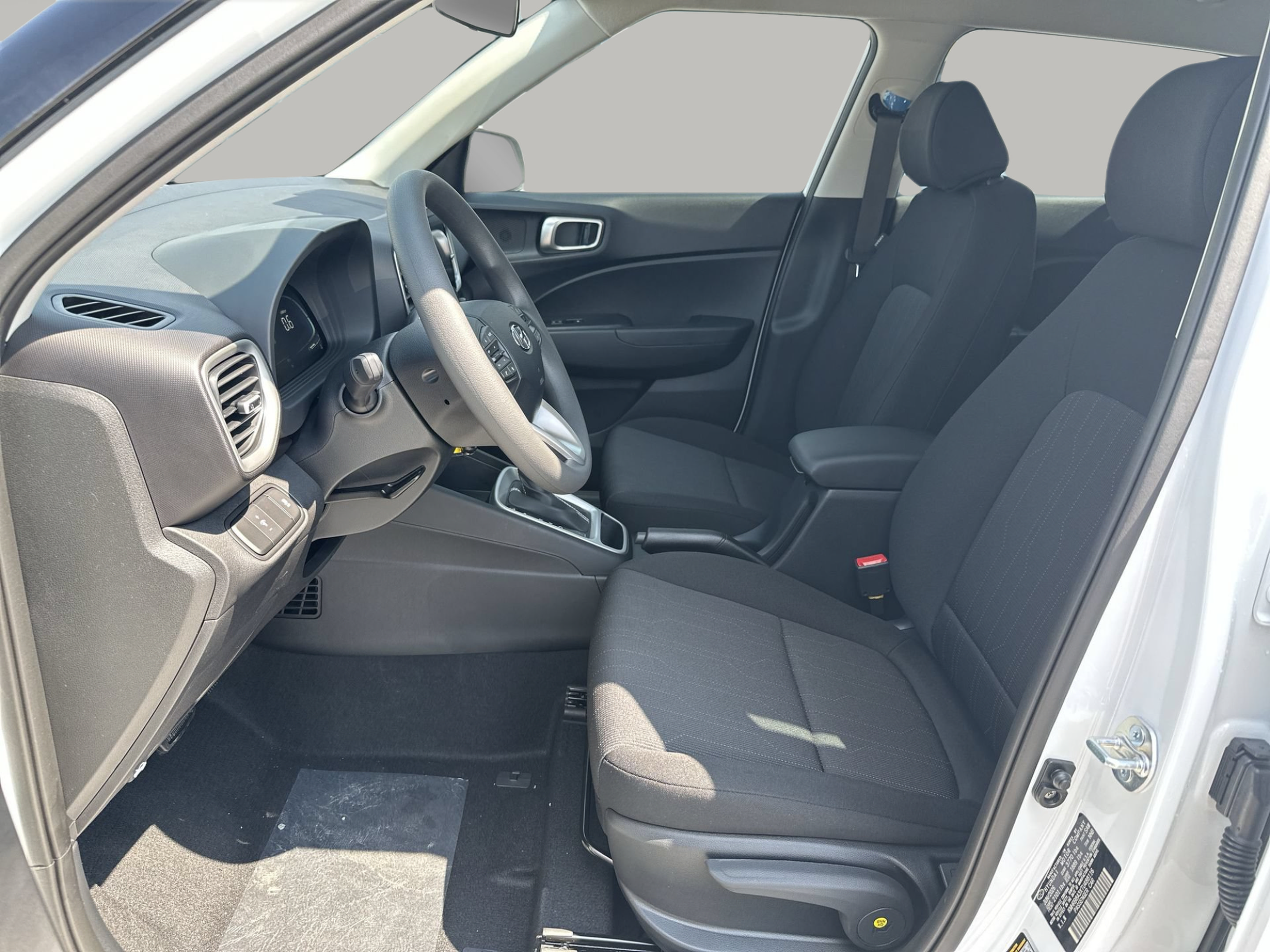 New 2026 Hyundai Venue SE FWD image 13