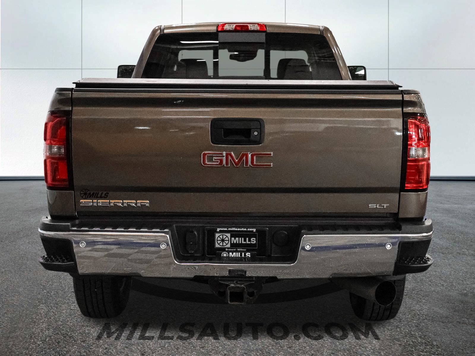 Used 2015 GMC Sierra 3500 SLT w/ Duramax Plus Package AWD/4WD image 7
