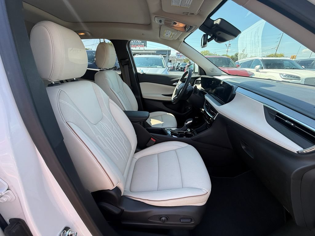 Used 2026 Buick Encore GX Avenir w/ Avenir Convenience Package AWD/4WD image 25
