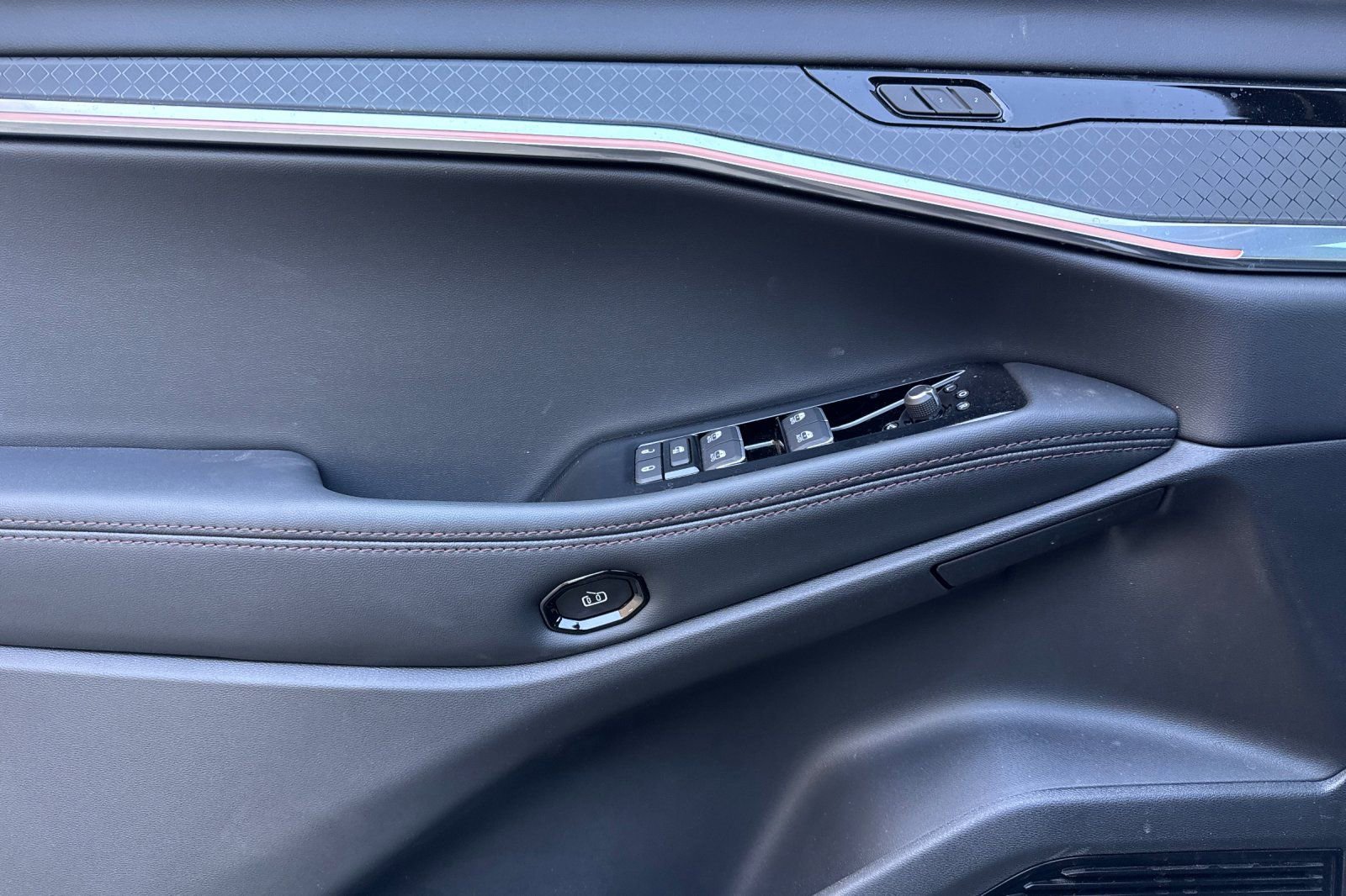 New 2025 Jeep Wagoneer S Limited image 10