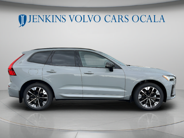 New 2027 Volvo XC60 B5 Plus AWD/4WD image 2